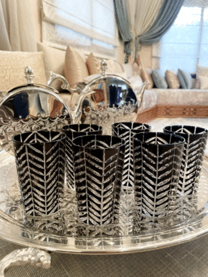 Ensemble de 6 Verres à Thé Marocains avec Motif Zigzag Noir